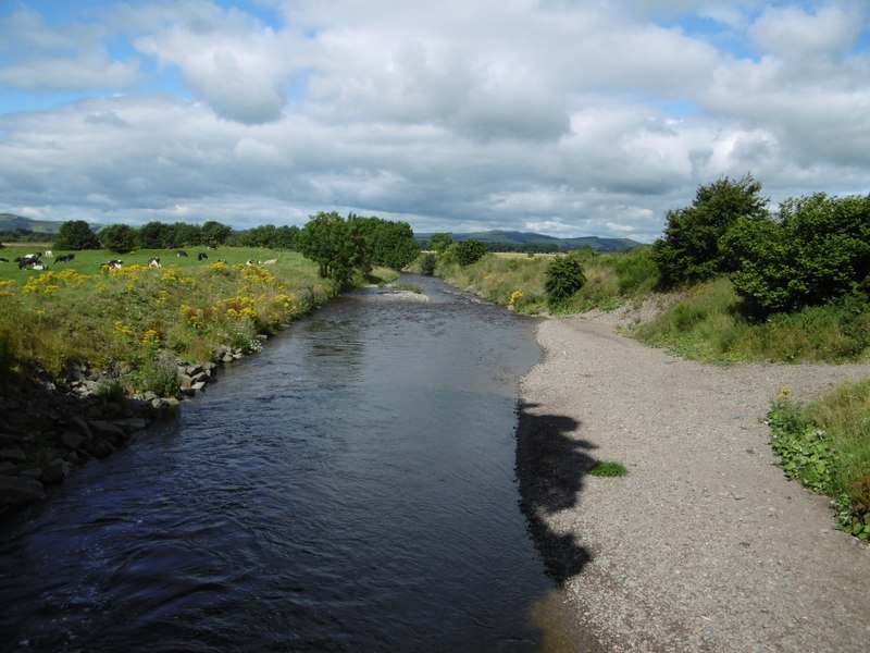 Dryfe Water © Richard Webb cc-by-sa/2.0 :: Geograph Britain and Ireland