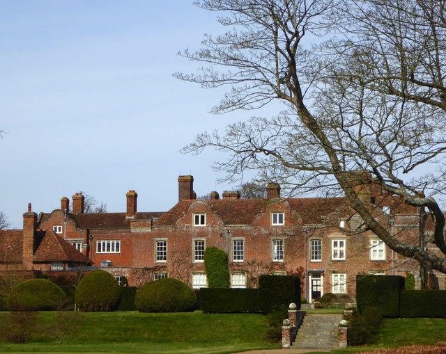 Godinton House and Gardens, Ashford © pam fray cc-by-sa/2.0 :: Geograph ...