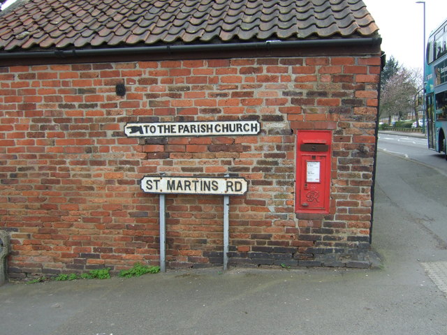 George VI postbox on St Martins Road
