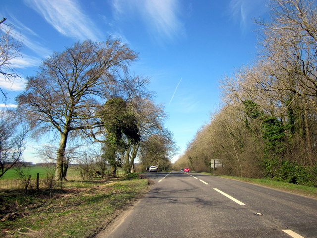 A44 Five Mile Drive Heading Towards Broadway E-Type Jaguar in Layby