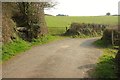 Footpath crossing lane south of Butterdon