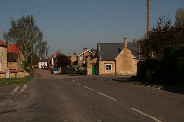 Lincoln Road into Dunston