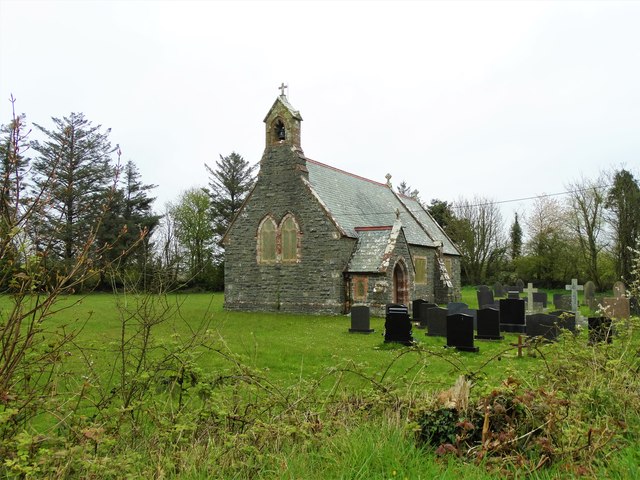 Llantrisant Church © Neil Theasby cc-by-sa/2.0 :: Geograph Britain and ...