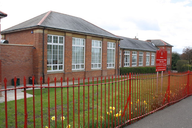 Little Gonerby CE Infant School, Hill... © Roger Templeman :: Geograph ...