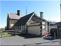 M6832 : Woodlawn station building by Gareth James