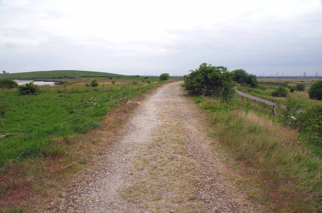 A Thameside Path