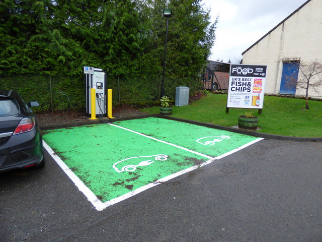 Electric vehicle charging point, Tyndrum