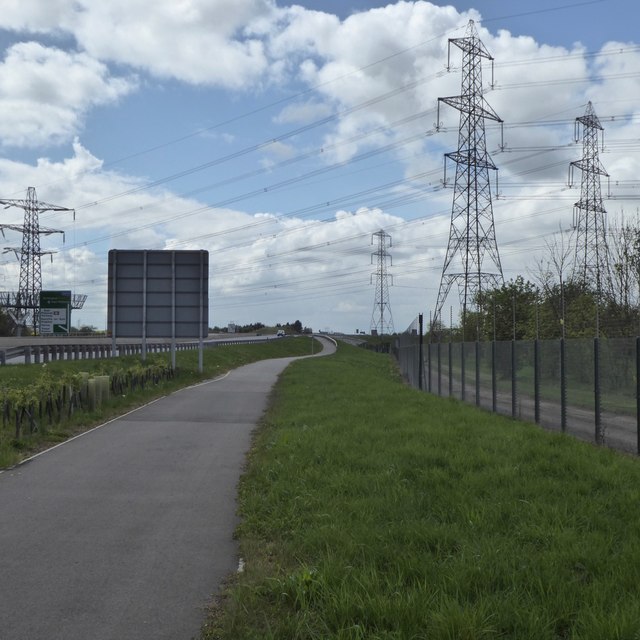 Foot and cycle path beside the A453