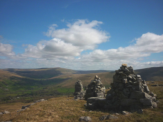 Cairns at the Megger Stones