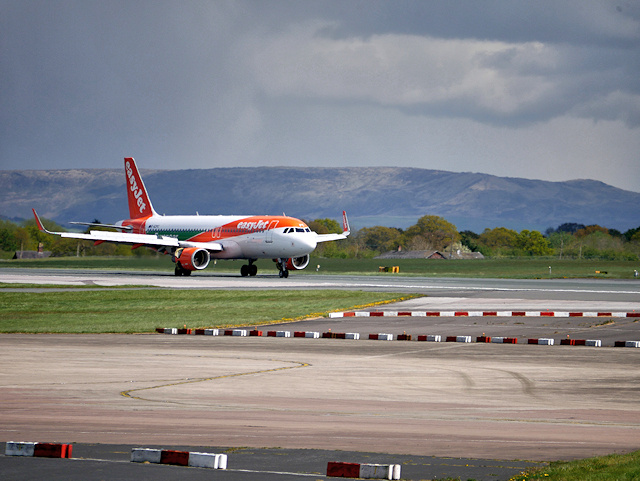 easyJet A320 at Manchester Airport
