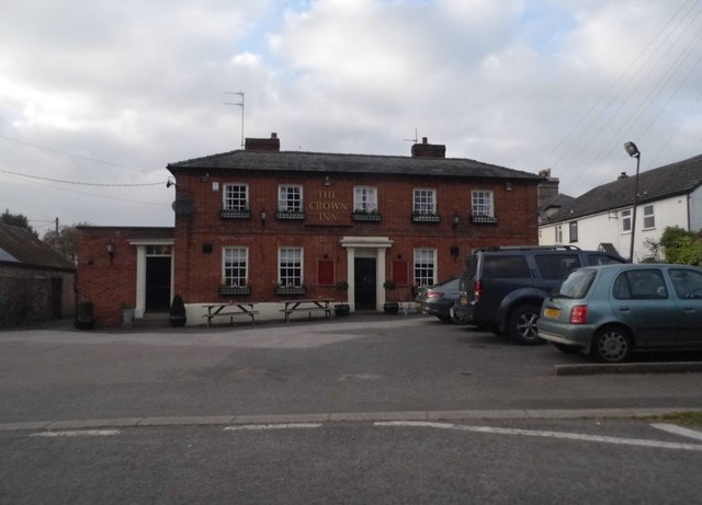 The Crown Inn, Ashley © David Howard cc-by-sa/2.0 :: Geograph Britain ...