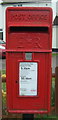 Close up, Elizabeth II postbox on Long Road East, Dedham