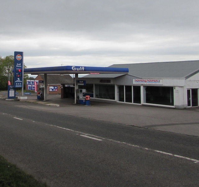 Cross Hands Garage Lydney © Jaggery cc-by-sa/2.0 :: Geograph Britain ...