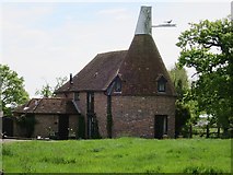 TQ6514 : The Oast, Toll Farm, Toll Lane, Bodle Street Green by Oast House Archive