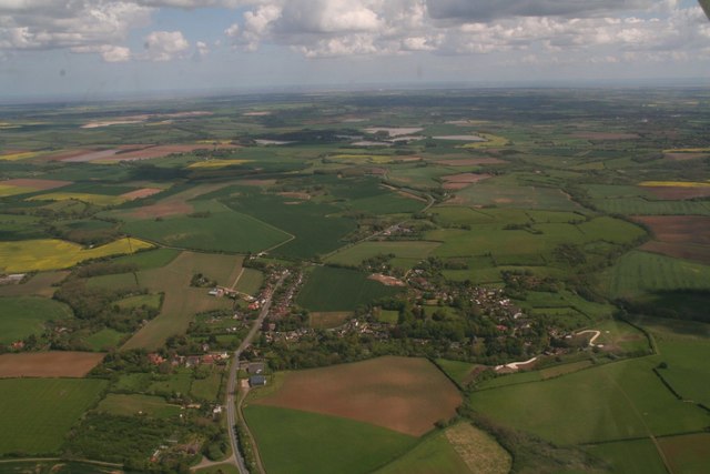 Through Hagworthingham towards Sausthorpe: aerial 2017