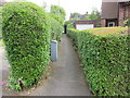 Footpath to Deansway