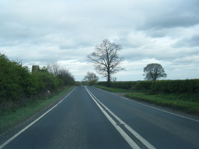 B6265 nears Skelton Windmill