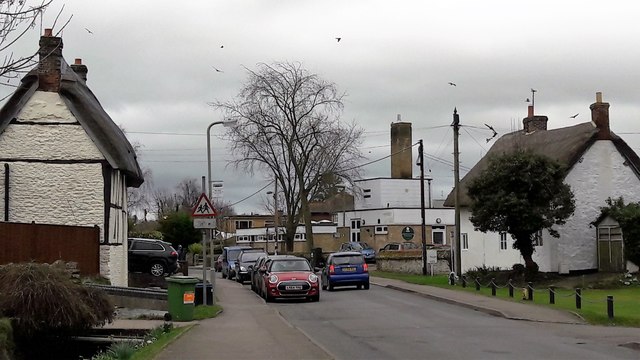 Chalgrove Primary School and High Street