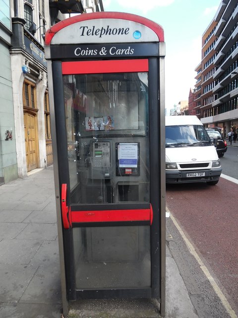 KX100 Plus Telephone Box in High Holborn (2)