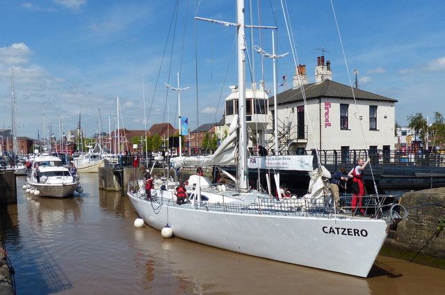 Catzero in the lock basin at Humber Dock Marina