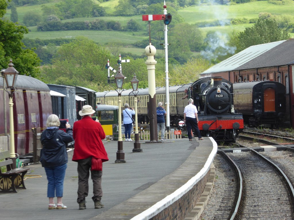 Steam train approaching Winchcombe... © Philip Halling cc-by-sa/2.0 ...