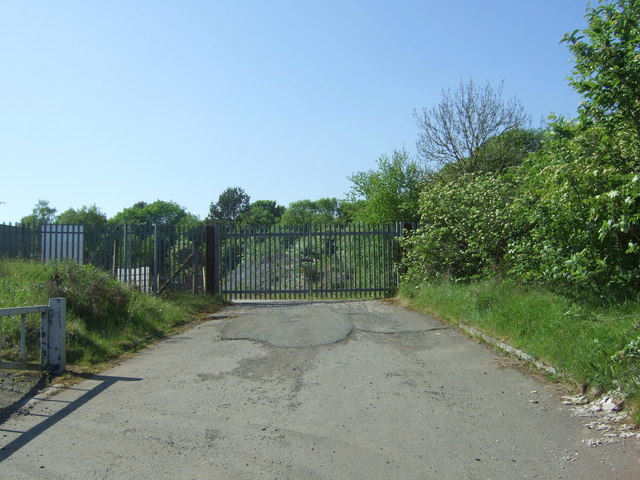 Gated track off Kingseat Road, South Bellyeoman