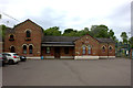 Hever station building