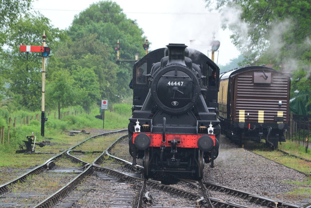 Train approaching Cranmore station