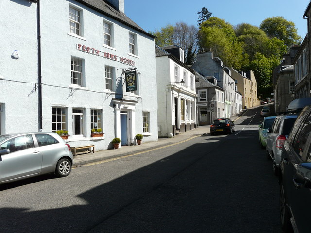 Looking up Cathedral Street to Brae Street