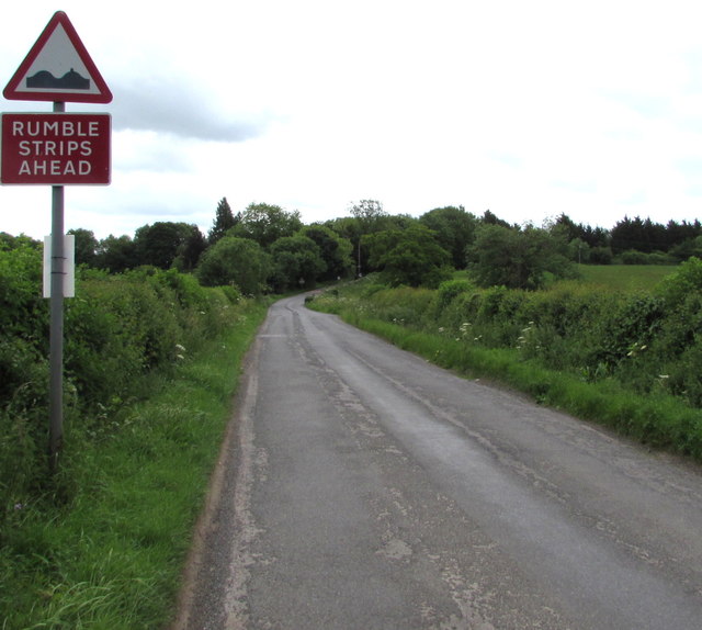 warning-sign-rumble-strips-ahead-on-jaggery-cc-by-sa-2-0