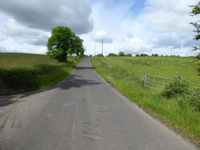 Lismore Road © Kenneth Allen cc-by-sa/2.0 :: Geograph Ireland