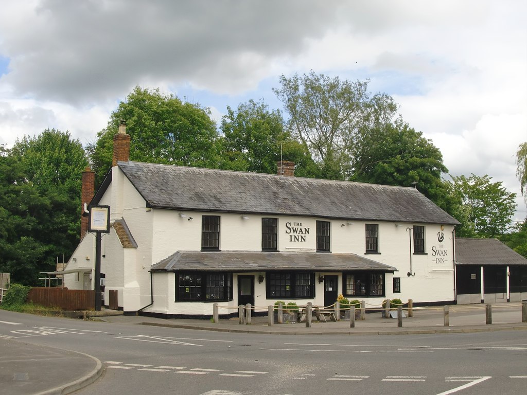 The Swan Inn, Great Shefford, West... © Stefan Czapski :: Geograph ...