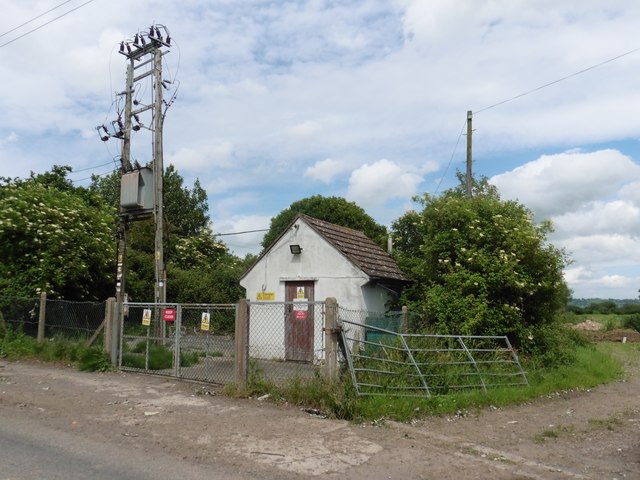 Electricity sub-station, Butleigh Wootton