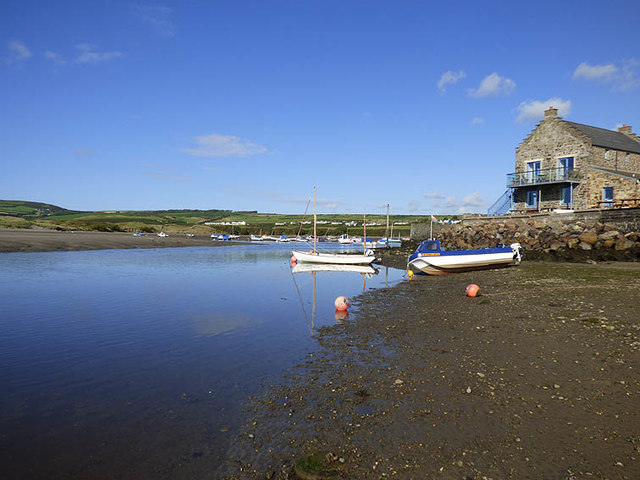 Parrog quay with the tide very low