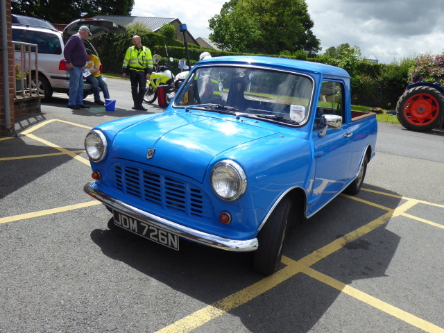 Classic car rally Marie Curie Cancer Care, Omagh (5)