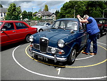 H4572 : Classic car rally Marie Curie Cancer Care, Omagh (25) by Kenneth  Allen