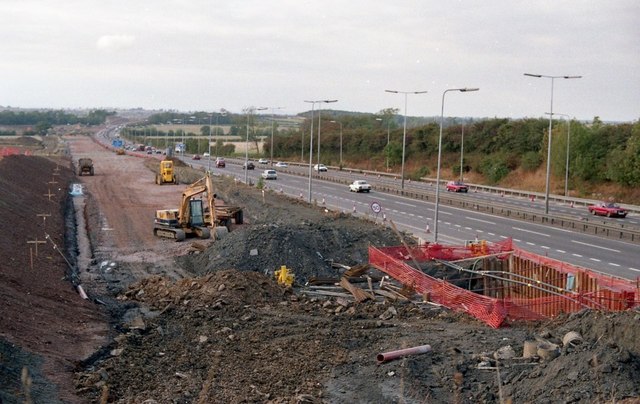 Widening the M5 motorway, Strensham
