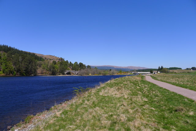 The Great Glen Way at the north end of Loch Oich