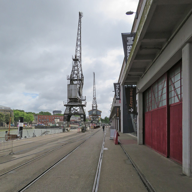 Bristol: dockside cranes and M Shed