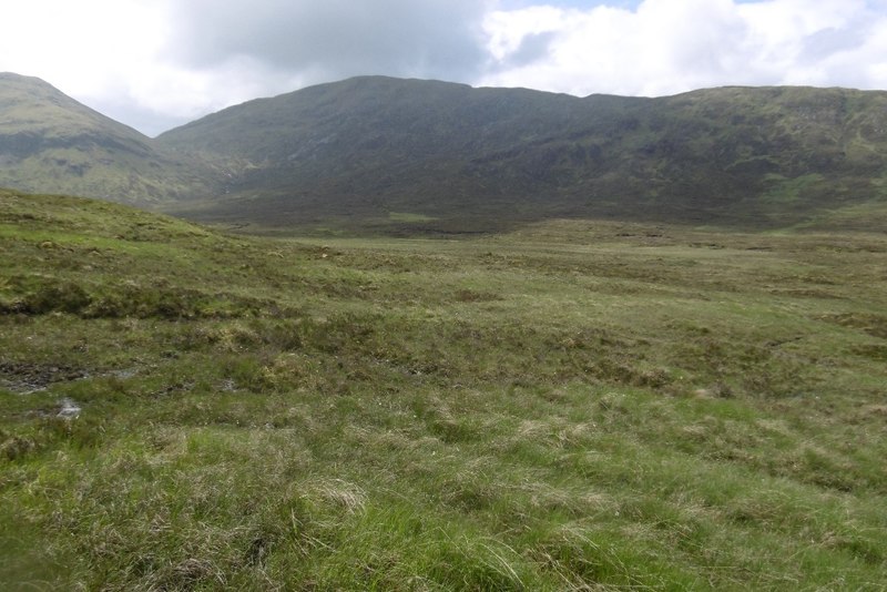 A boggy view towards Meall na h-Eilde © Richard Webb cc-by-sa/2.0 ...