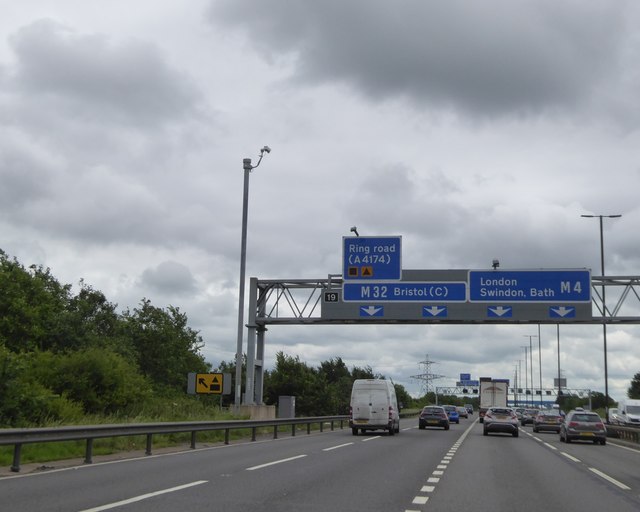 Overhead gantry over M4 eastbound... © David Smith :: Geograph Britain ...