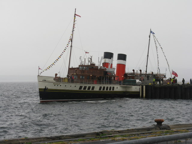 'PS Waverley' at Dunoon © M J Richardson :: Geograph Britain and Ireland