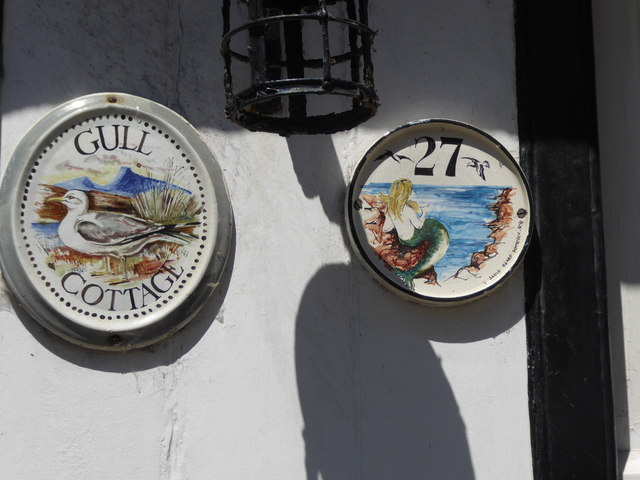 House plaques in Rye