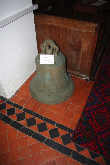 Old bell at Heyope / Hen gloch yn Hiob