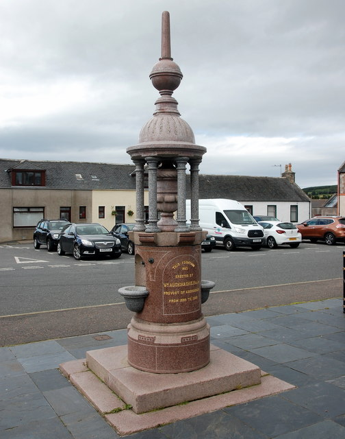 Aberchirder, Aberdeenshire - area information, map, walks and more