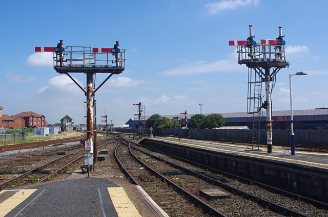 Semaphore signals at Blackpool North