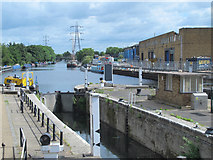 TQ3489 : Tottenham Lock 17, The River Lee Navigation (2) by Mike Quinn