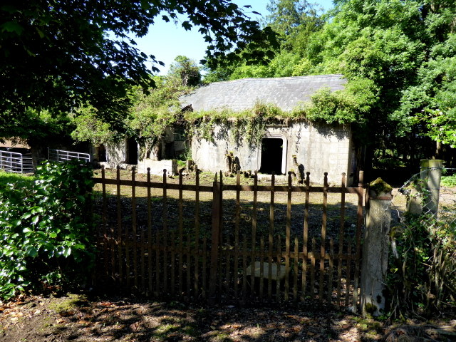 Ruined dwelling, Lettery © Kenneth Allen cc-by-sa/2.0 :: Geograph Ireland