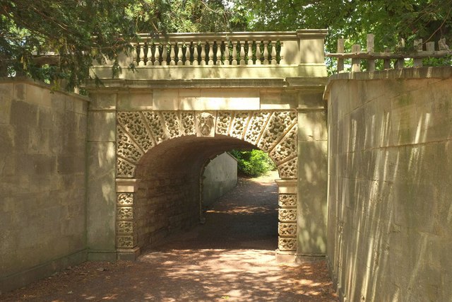 Dry Arch Bridge, Croome Park