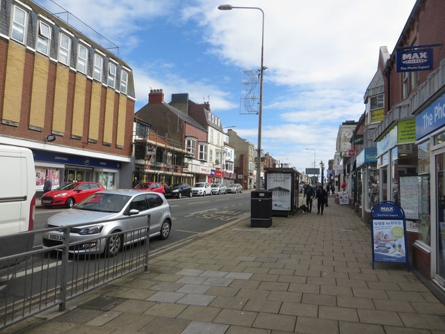 Promenade, Bridlington © Graham Robson :: Geograph Britain and Ireland